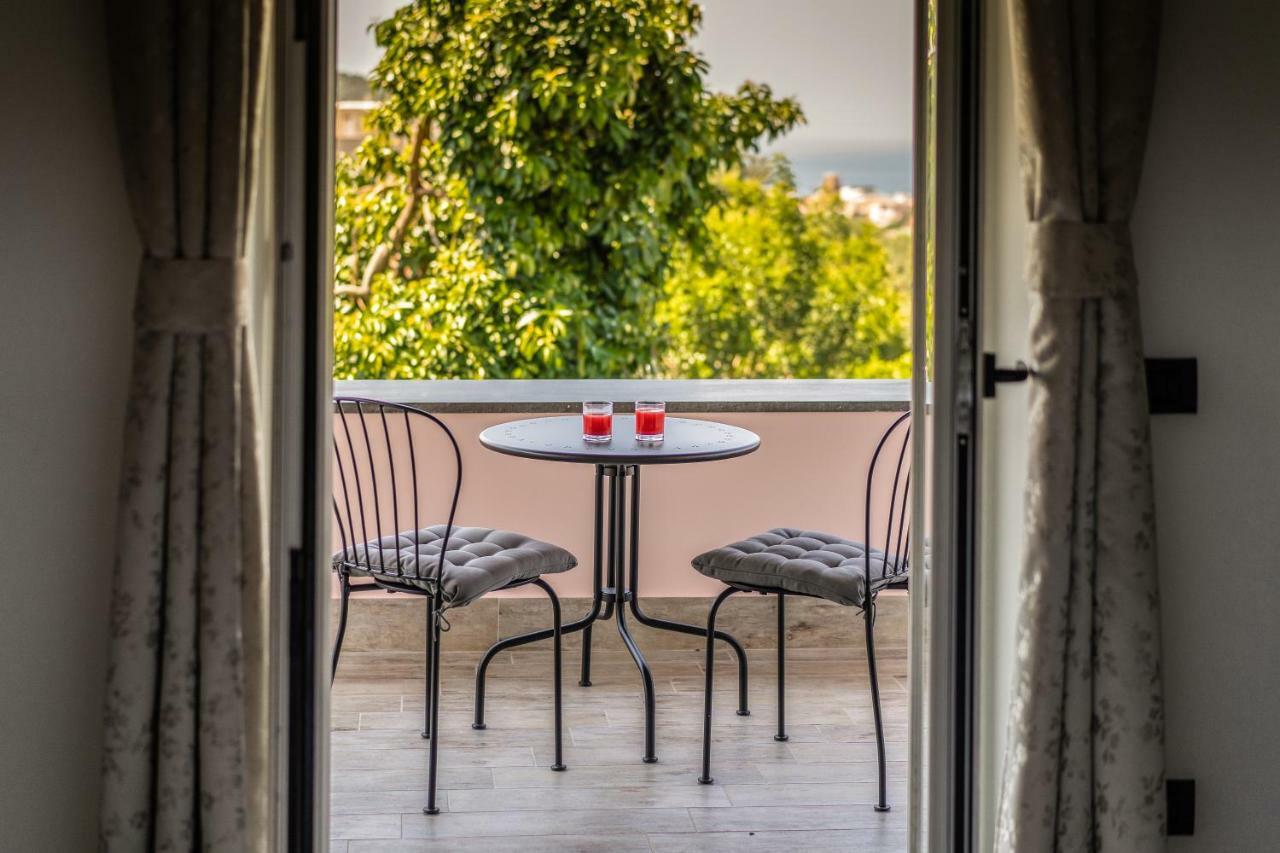 Bed and Breakfast Lemon Factor Sorrento Esterno foto